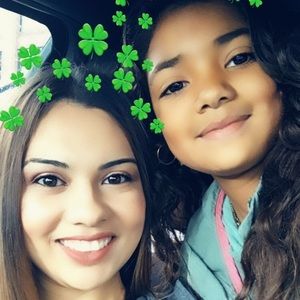 Meet your Posher, Evelyn